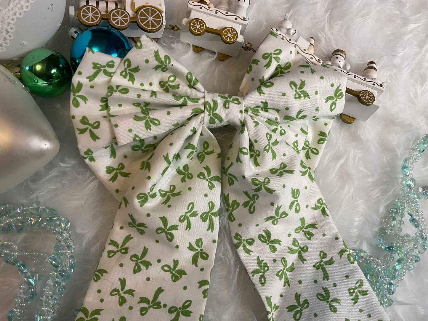 White With Green Bows Hair Bow Clip