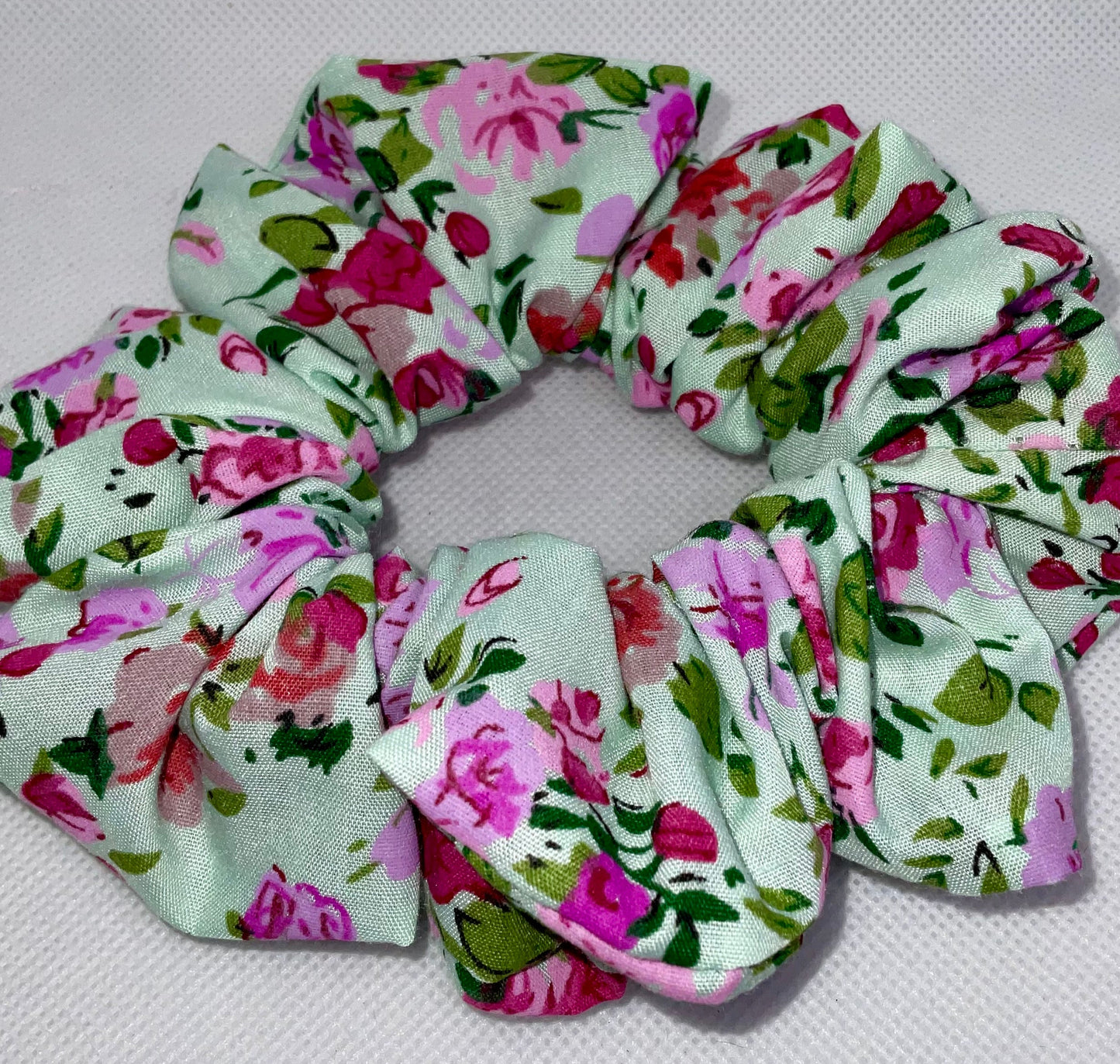Green Meadow Hair Scrunchies 💗