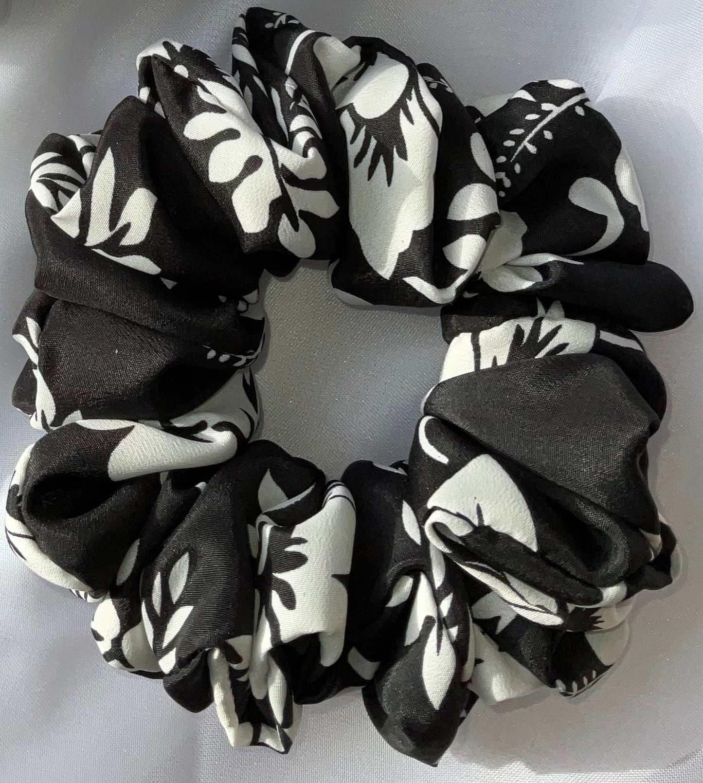 The Nicola Printed Satin Hair Scrunchies