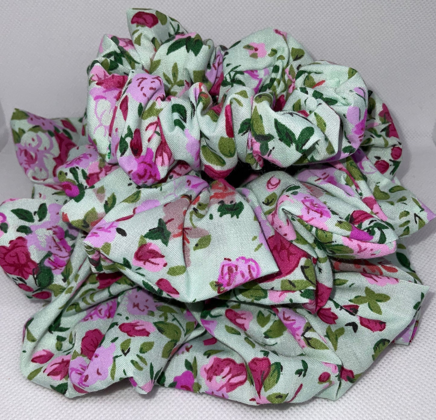 Green Meadow Hair Scrunchies 💗