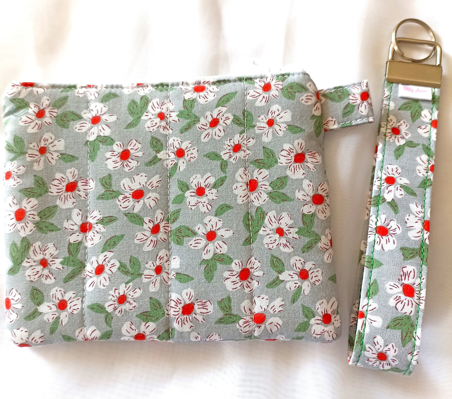 Zipped Coin Purse Complete With A Matching Key Wristlet / coin purse / mini bag / mini purse / mini purse keychain / cute zipper wallet