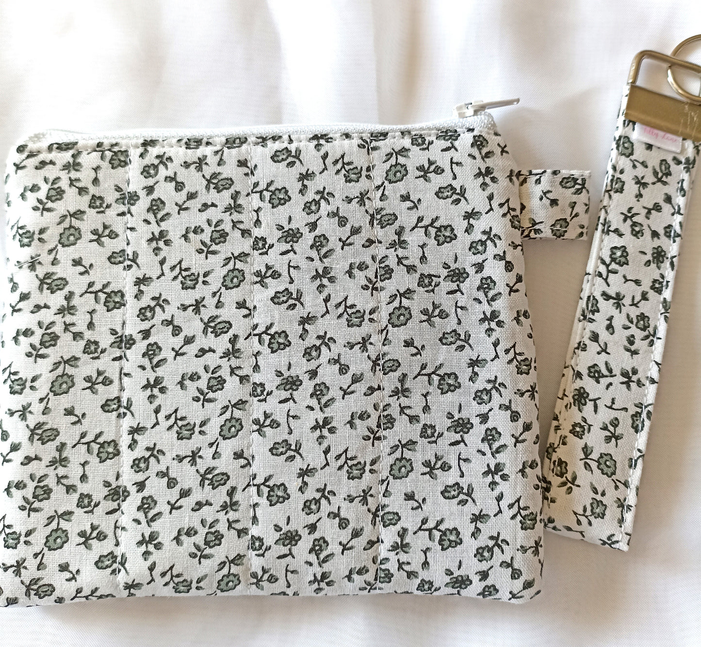 Zipped Coin Purse Complete With A Matching Key Wristlet / coin purse / mini bag / mini purse / mini purse keychain / cute zipper wallet