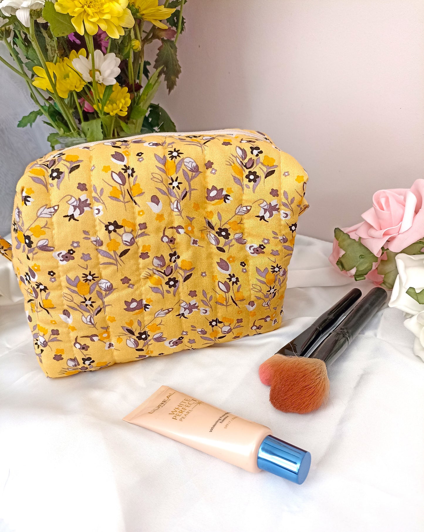 Quilted Cotton Makeup Bag | Cosmetic Bag | Handmade | Toiletry Bag | Ideal Gift | | Choose Small Or Large Wash Bag I Fully Lined