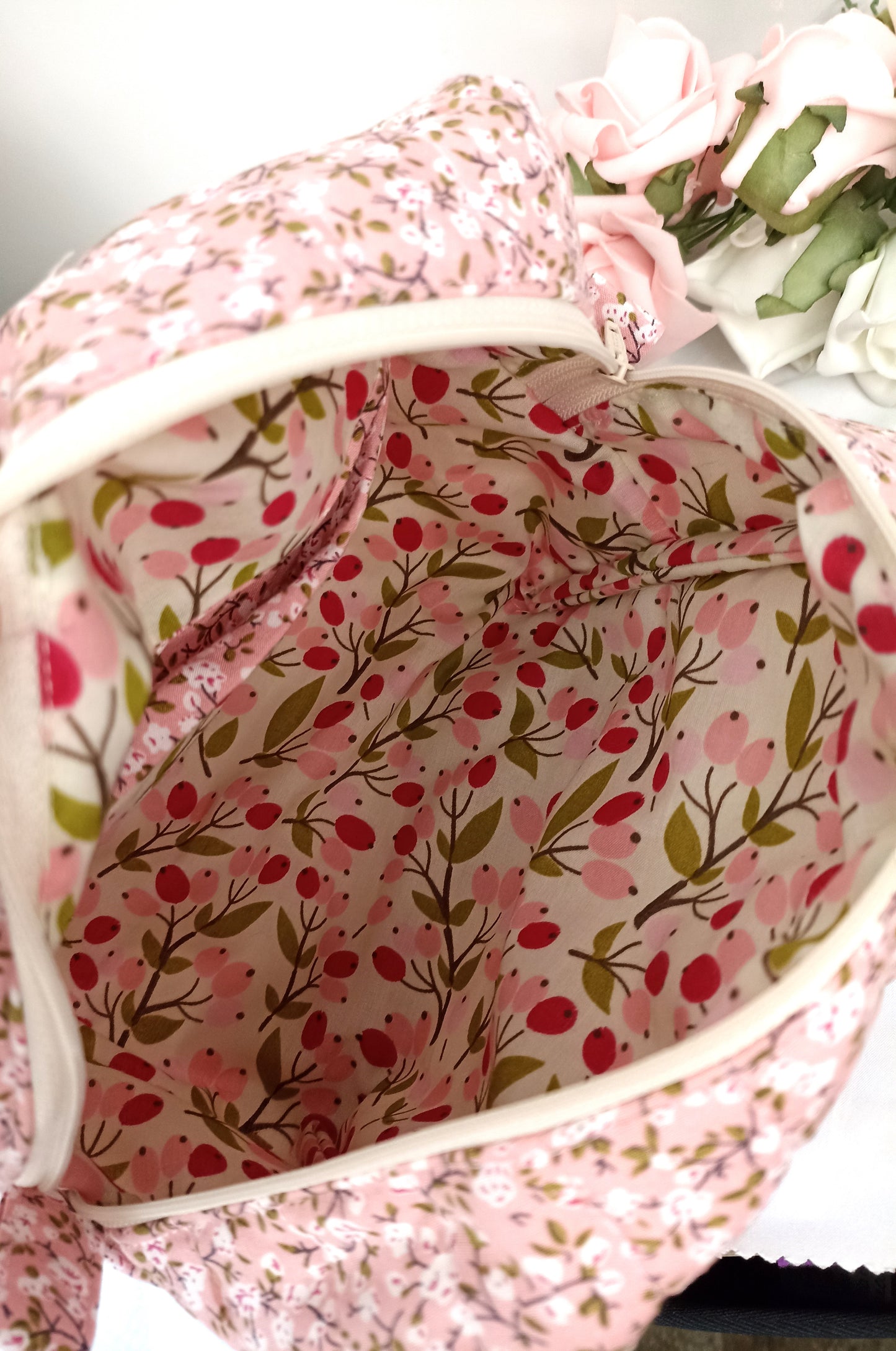 Quilted Cotton Makeup Bag | Cosmetic Bag | Handmade | Toiletry Bag | Ideal Gift | | Choose Small Or Large Wash Bag I Fully Lined