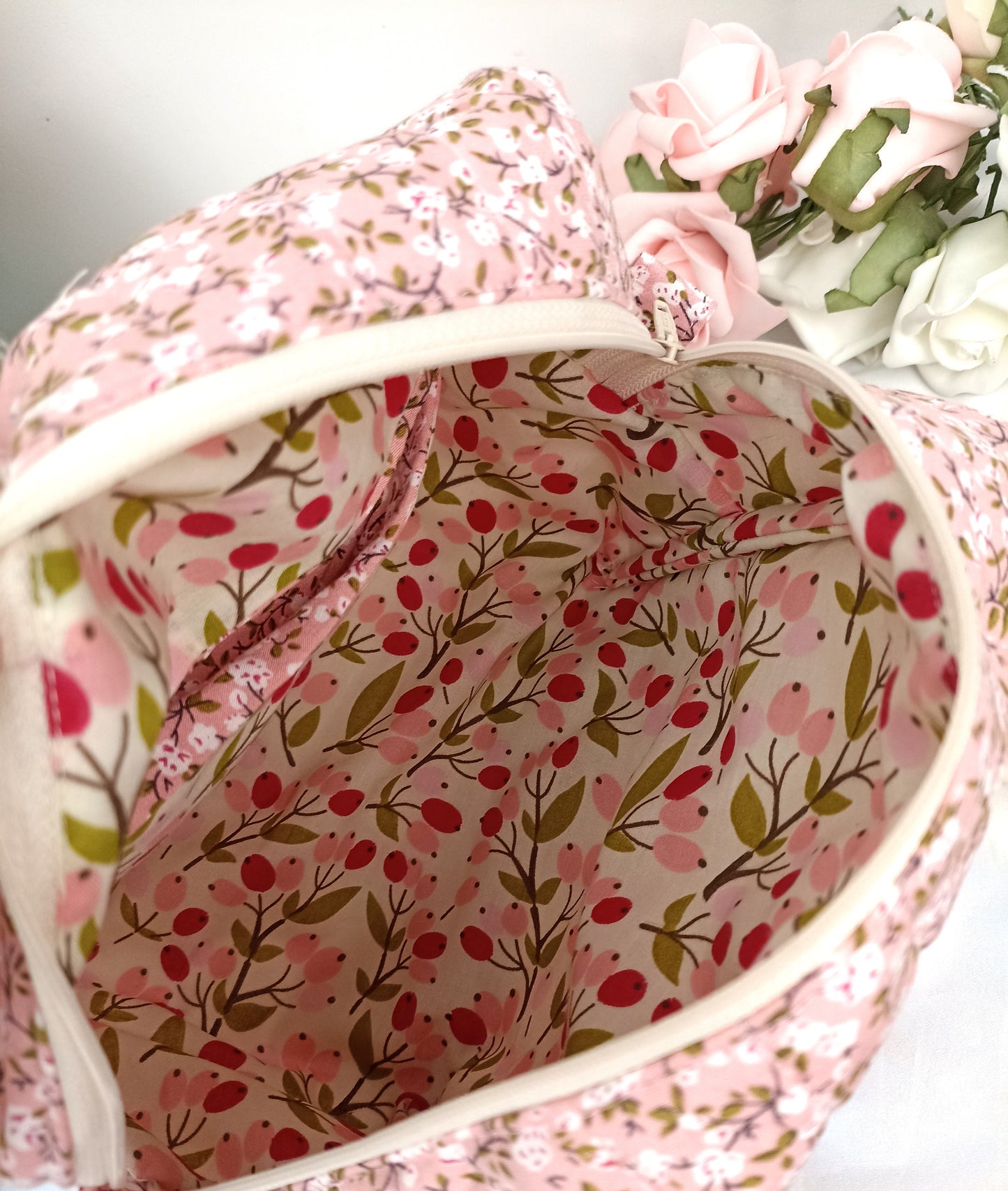 Quilted Cotton Makeup Bag | Cosmetic Bag | Handmade | Toiletry Bag | Ideal Gift | | Choose Small Or Large Wash Bag I Fully Lined