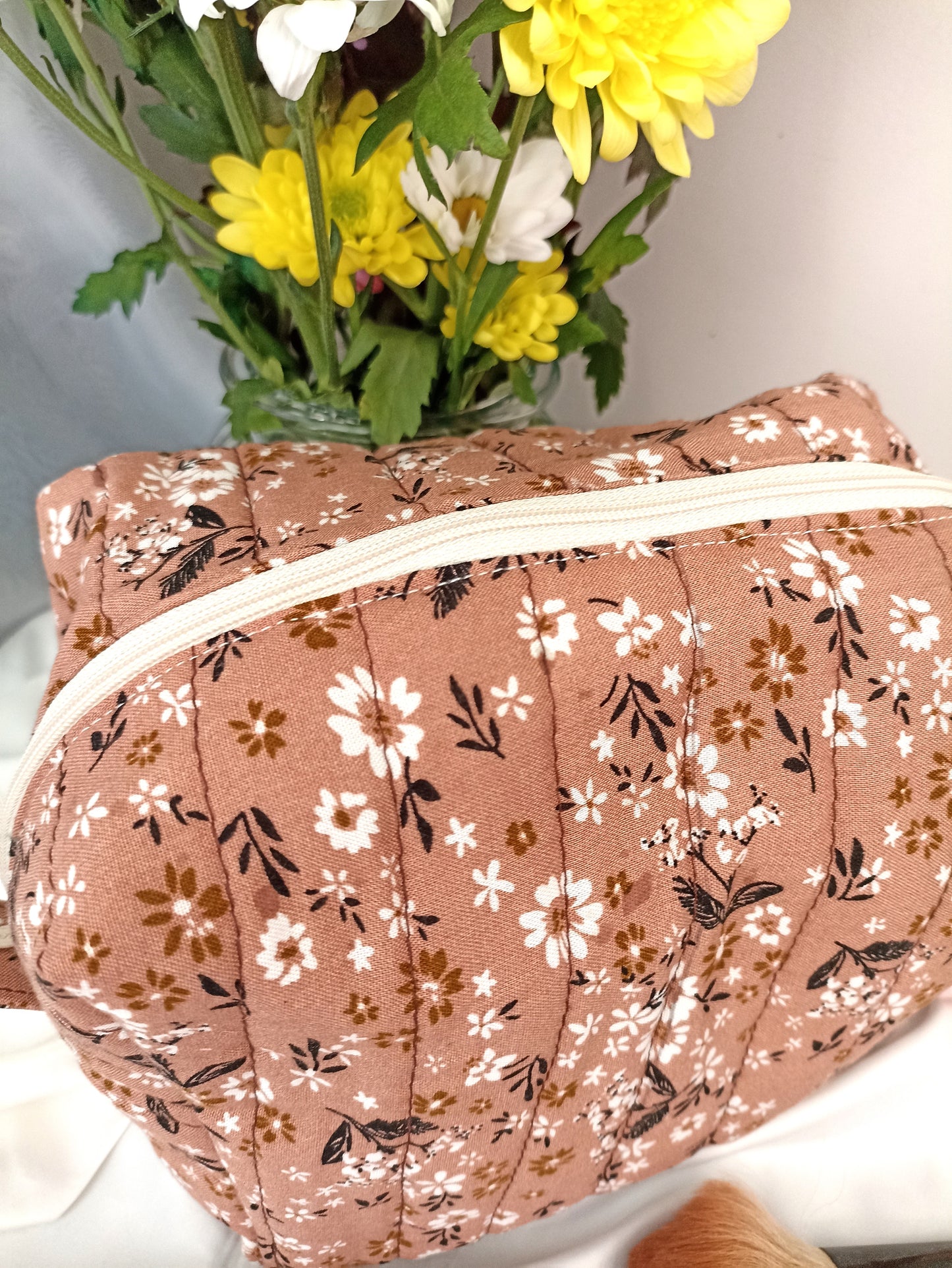 Quilted Cotton Makeup Bag | Cosmetic Bag | Handmade | Toiletry Bag | Ideal Gift | | Choose Small Or Large Wash Bag I Fully Lined