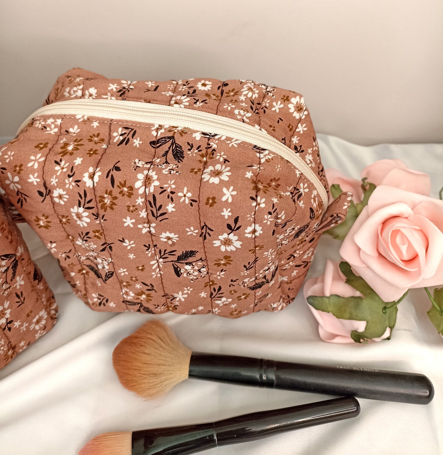 Quilted Cotton Makeup Bag | Cosmetic Bag | Handmade | Toiletry Bag | Ideal Gift | | Choose Small Or Large Wash Bag I Fully Lined