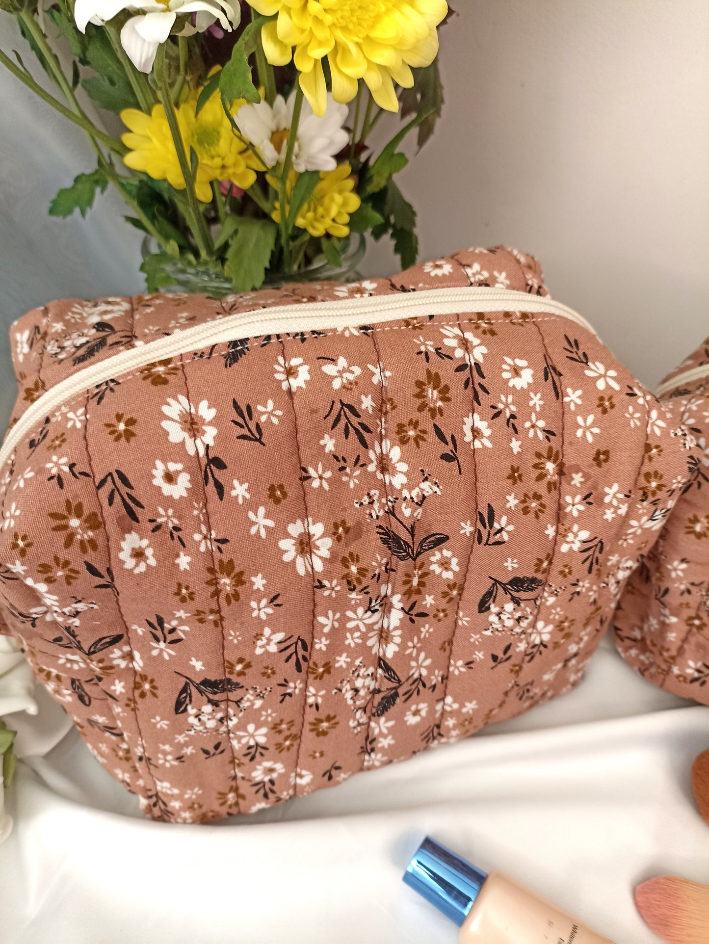 Quilted Cotton Makeup Bag | Cosmetic Bag | Handmade | Toiletry Bag | Ideal Gift | | Choose Small Or Large Wash Bag I Fully Lined