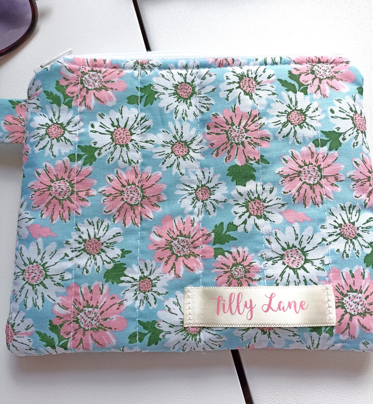 Zipped Coin Purse Complete With A Matching Key Wristlet / coin purse / mini bag / mini purse / mini purse keychain / cute zipper wallet