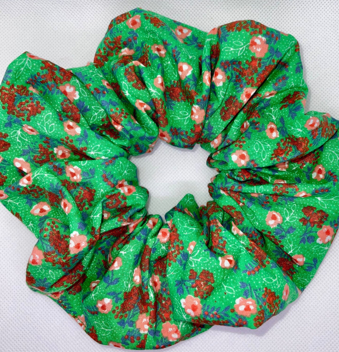 The Willow Hair Scrunchies 🧡