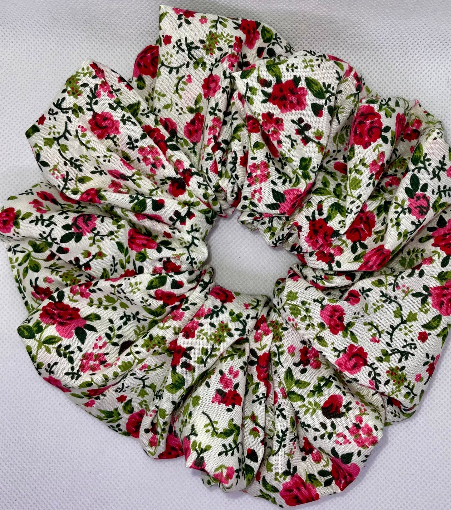 The Taylah Hair Scrunchies 💗