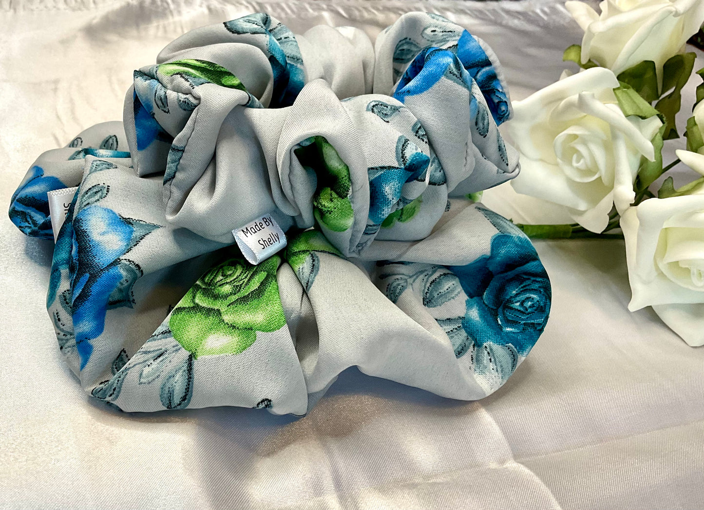 Grace Hair Scrunchie